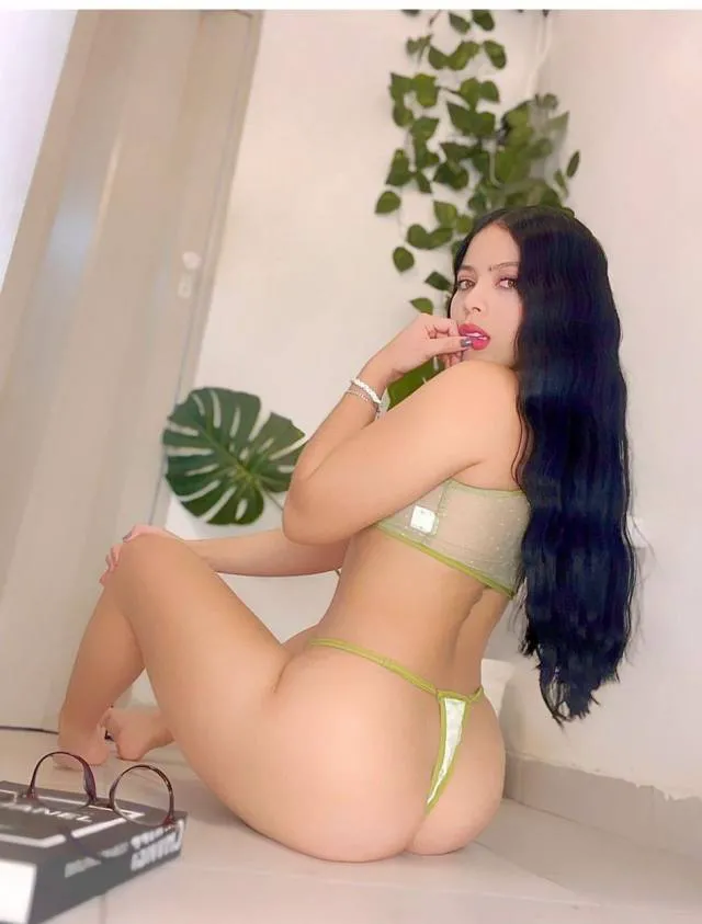 sexylatina133