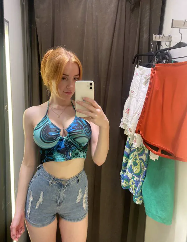 sophiaholland70