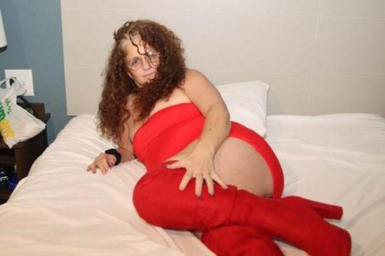  Sexy Lisa