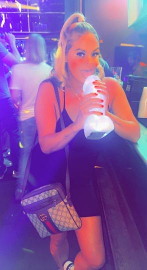  Kayla