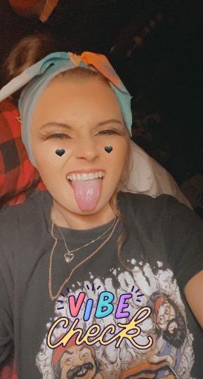  Mia