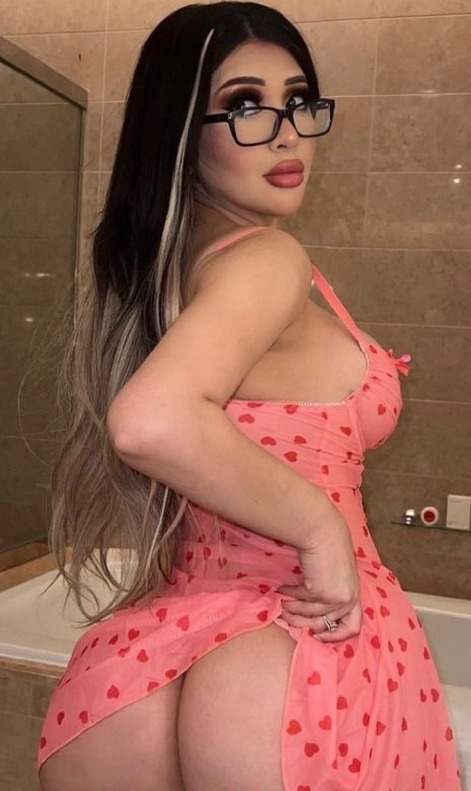 Katie 
